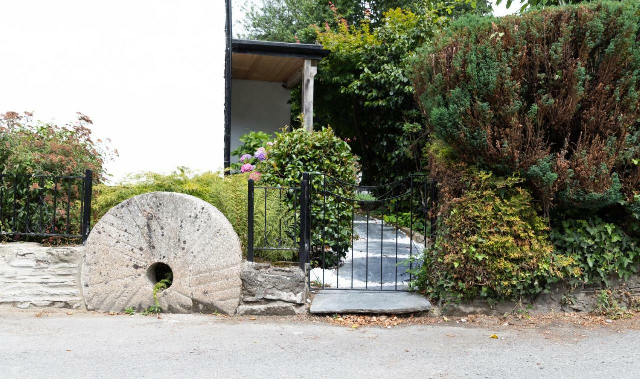 יילוורטון A Superb Bijou Retreat With Jacuzzi Near An Excellent Village Pub מראה חיצוני תמונה